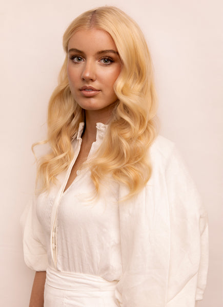 16 inch Deluxe Clip in Hair Extensions Light Blonde with Strawberry Blonde Highlights